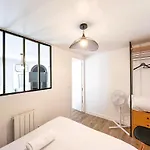149 - Urban Cosy Flat In